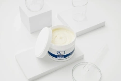 Intensywnie natłuszczająco regenerująca maść do skóry i paznokci Arkada’s 450 g