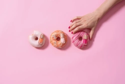 RENATUR by RUCK Trendlack lakier do paznokci wegański, kolor daffodils, 10 ml