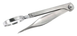 Tweezers with magnifying glass