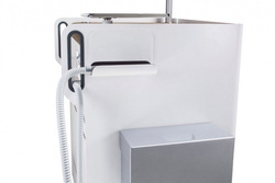 Non-slip handle holder for milling machine