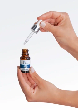 Arkada’s TC16 Intensywnie regenerujące serum do paznokci stóp i skóry, 11 ml, 8+1 GRATIS