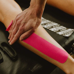 SPORTTAPE Extra Sticky Kinesiology Tape 5 cm x 5 m różowy
